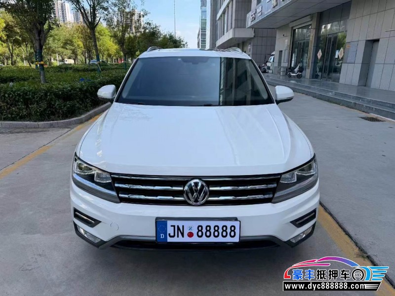 抵押车出售18年大众途观L轿车