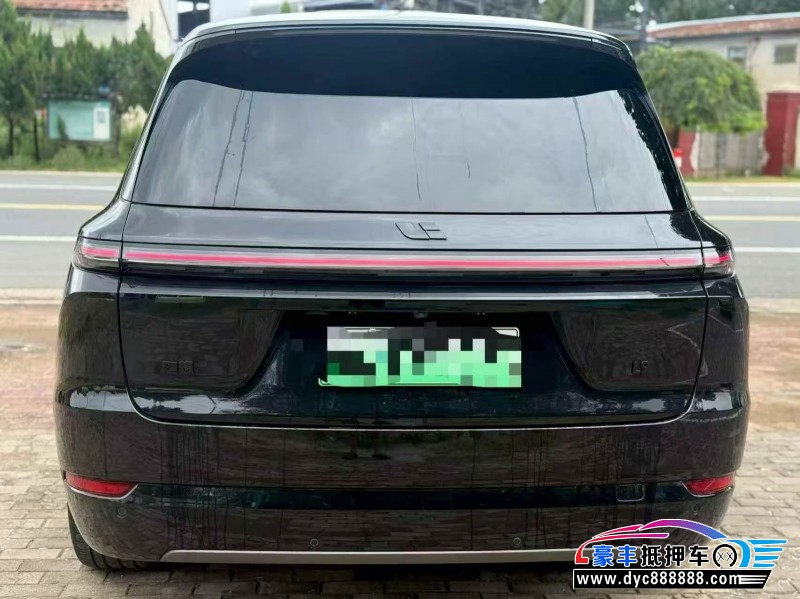 23年理想L9轿车抵押车出售