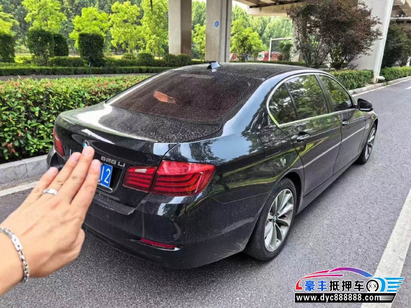 17年宝马5系轿车抵押车出售