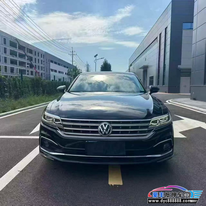 抵押车出售21年大众辉昂轿车
