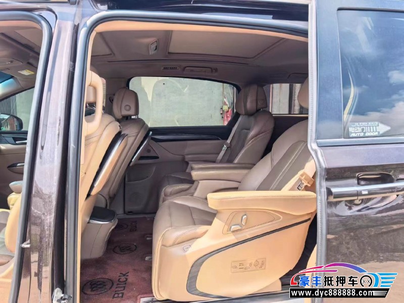 21年别克GL8轿车抵押车出售