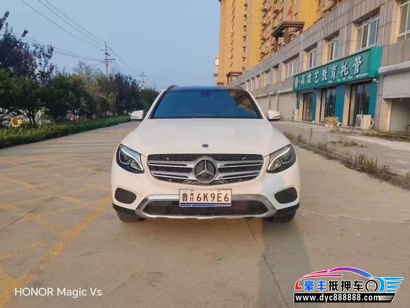 19年奔驰GLC轿车抵押车出售