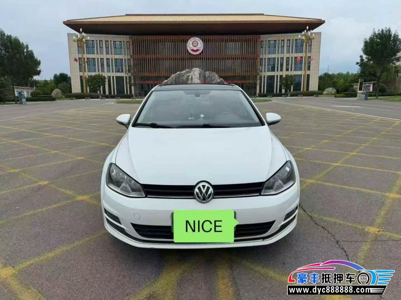 抵押车出售16年大众高尔夫轿车
