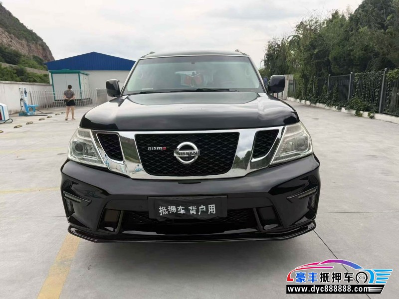 抵押车出售17年日产途乐轿车
