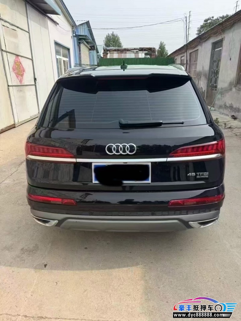 24年奥迪Q7轿车抵押车出售