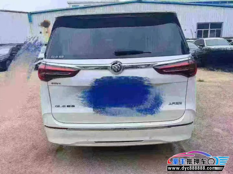 20年别克GL8轿车抵押车出售