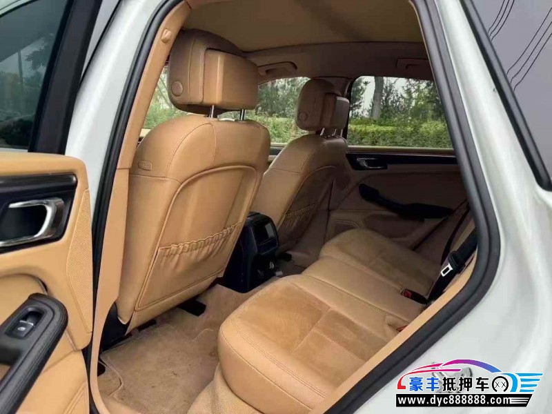 15年保时捷Macan迈凯轿车抵押车出售