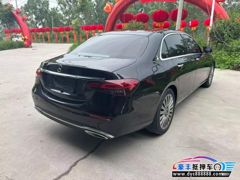 21年奔驰E轿车抵押车出售