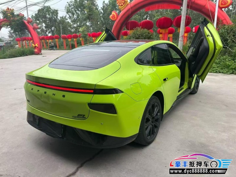 22年小鹏P7轿车抵押车出售