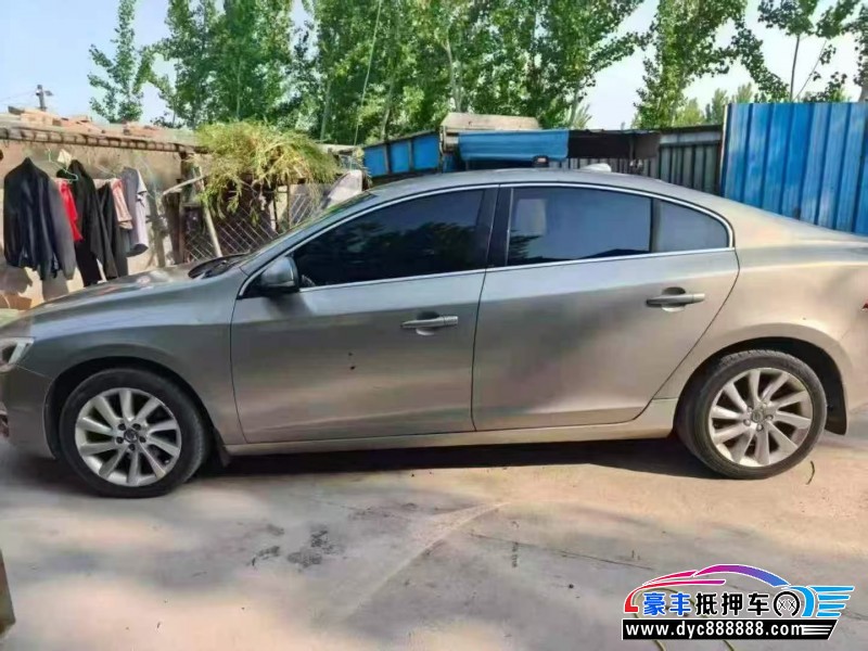 16年沃尔沃S60轿车抵押车出售