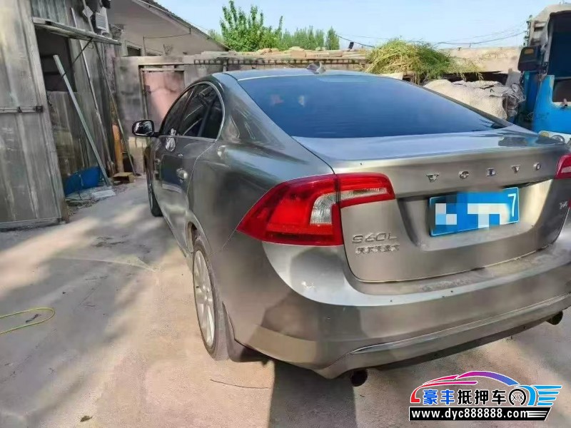 16年沃尔沃S60轿车抵押车出售