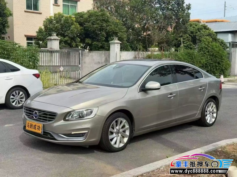 15年沃尔沃S60轿车抵押车出售