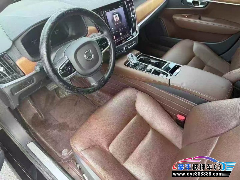 23年沃尔沃S90轿车抵押车出售