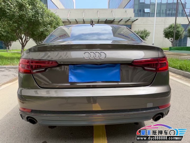 18年奥迪A4L轿车抵押车出售