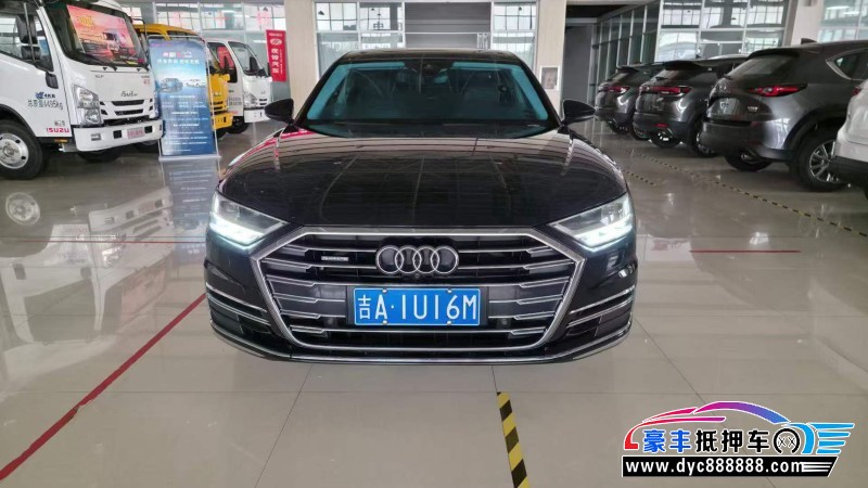 抵押车出售19年奥迪A8L轿车