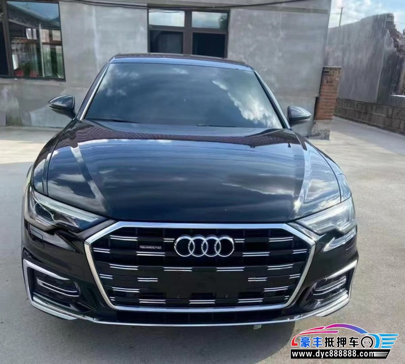 抵押车出售19年奥迪A6L轿车