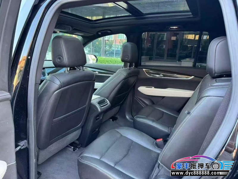 21年凯迪拉克xt6轿车抵押车出售