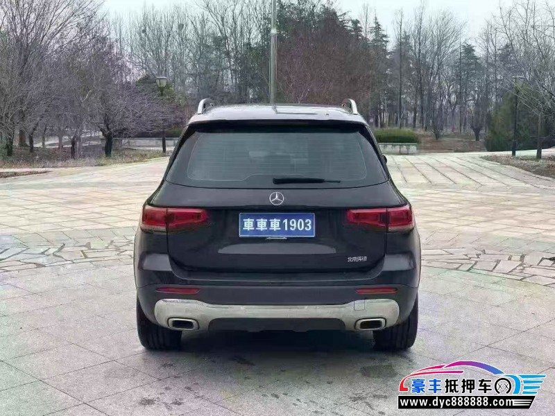 22年奔驰GLB轿车抵押车出售