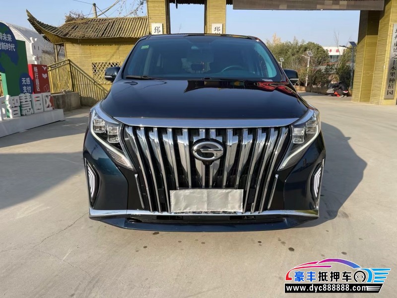 抵押车出售22年传祺M8轿车