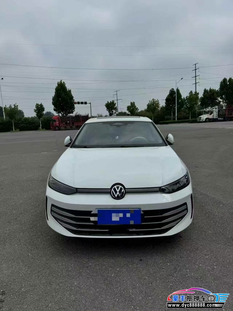 抵押车出售25年大众朗逸轿车