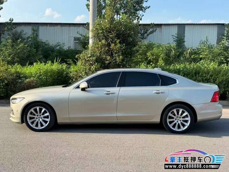 18年沃尔沃S90轿车抵押车出售