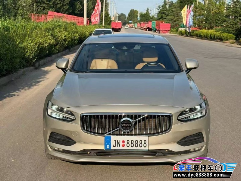18年沃尔沃S90轿车抵押车出售