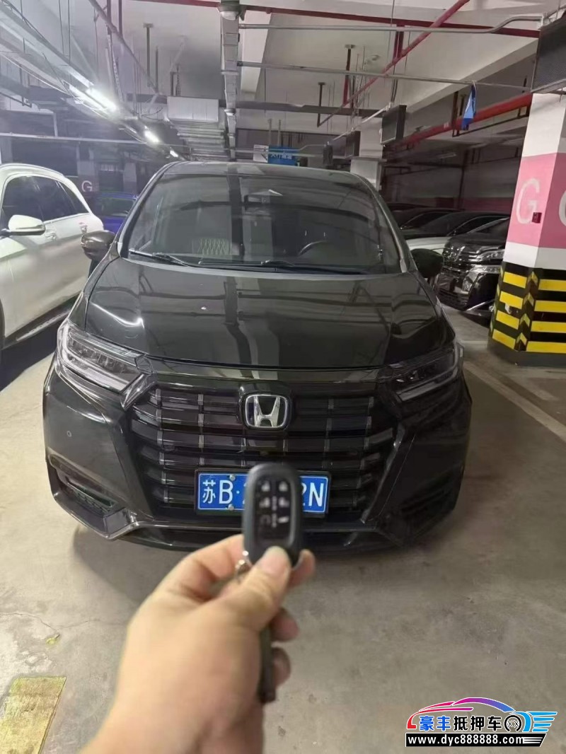 抵押车出售24年本田艾力绅轿车