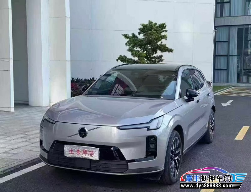 26年沃尔沃XC70轿车抵押车出售