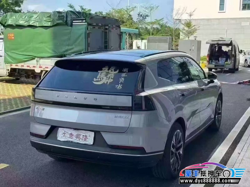 26年沃尔沃XC70轿车抵押车出售