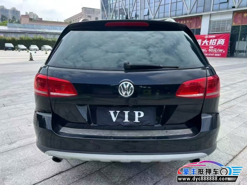 14年大众迈腾轿车抵押车出售
