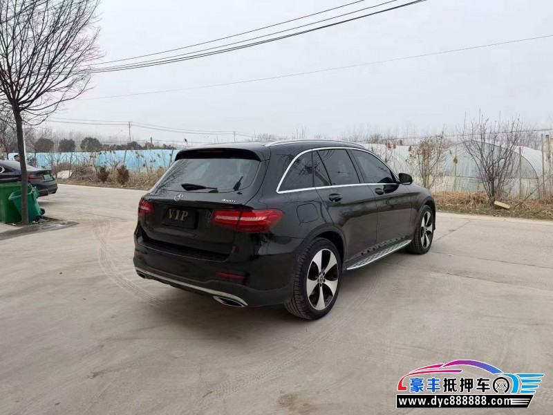 18年奔驰GLC轿车抵押车出售