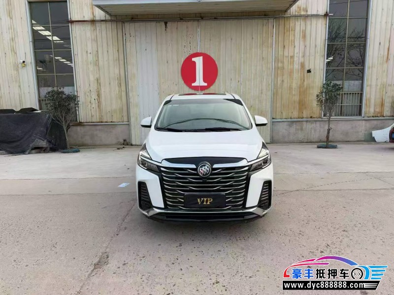 抵押车出售24年别克GL8轿车