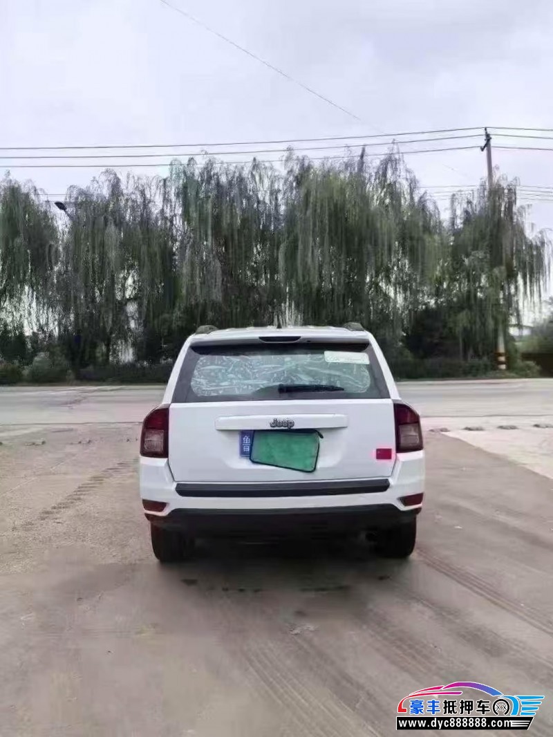 16年Jeep指南者轿车抵押车出售