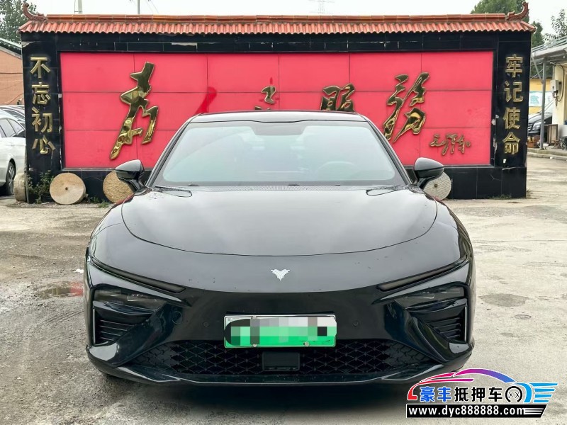 24年哪吒S轿车抵押车出售