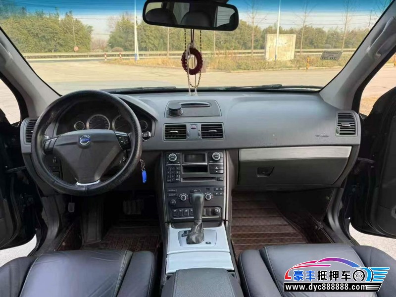 14年沃尔沃XC90轿车抵押车出售