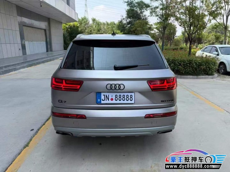17年奥迪Q7SUV抵押车出售