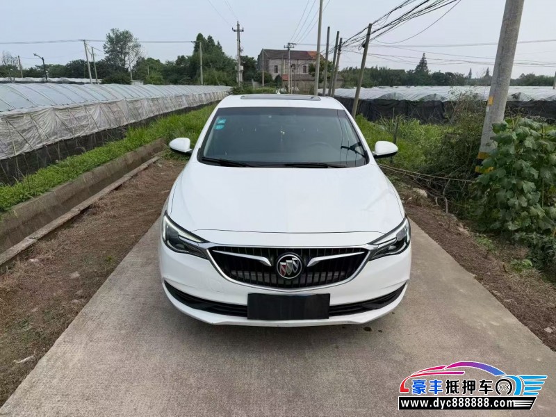 抵押车出售20年别克英朗轿车