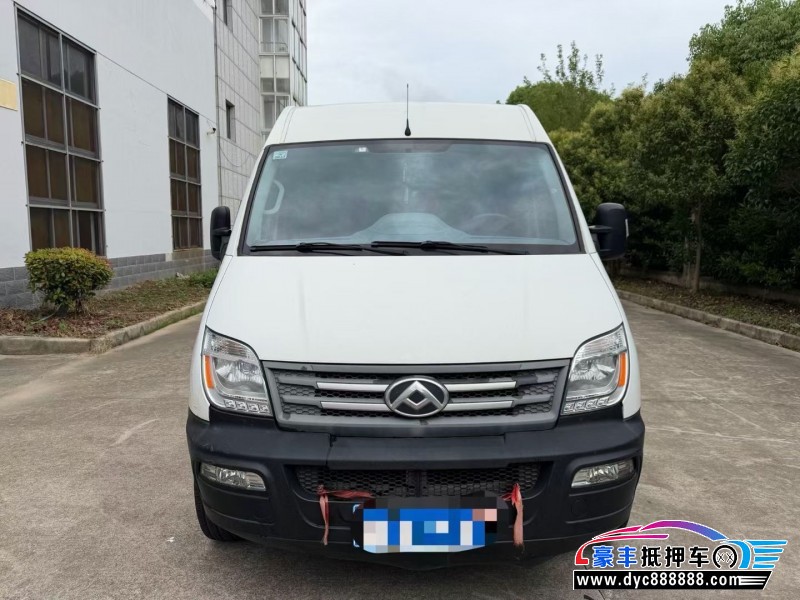 抵押车出售21年上汽大通V80轿车