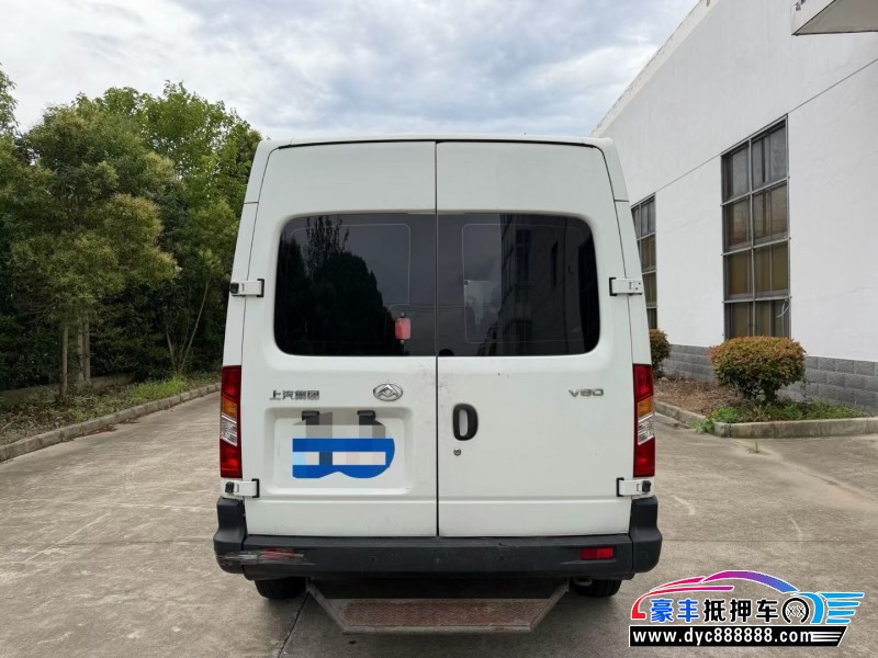 21年上汽大通V80轿车抵押车出售