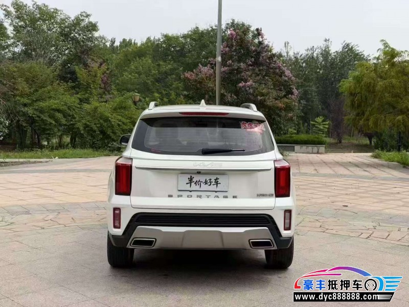 21年起亚智跑轿车抵押车出售