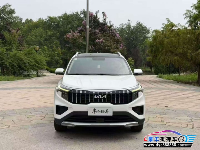 抵押车出售21年起亚智跑轿车