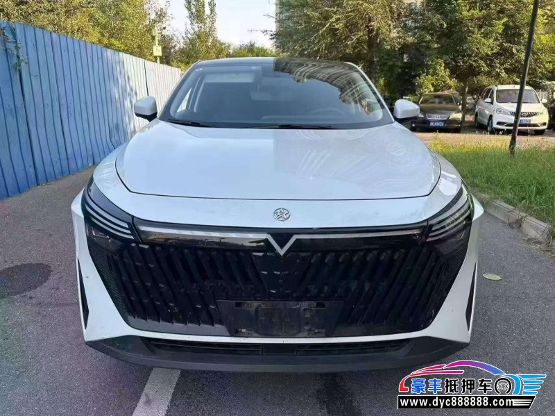 抵押车出售23年启辰大V轿车