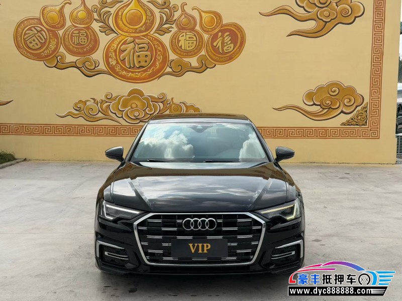 抵押车出售19年奥迪A6L轿车