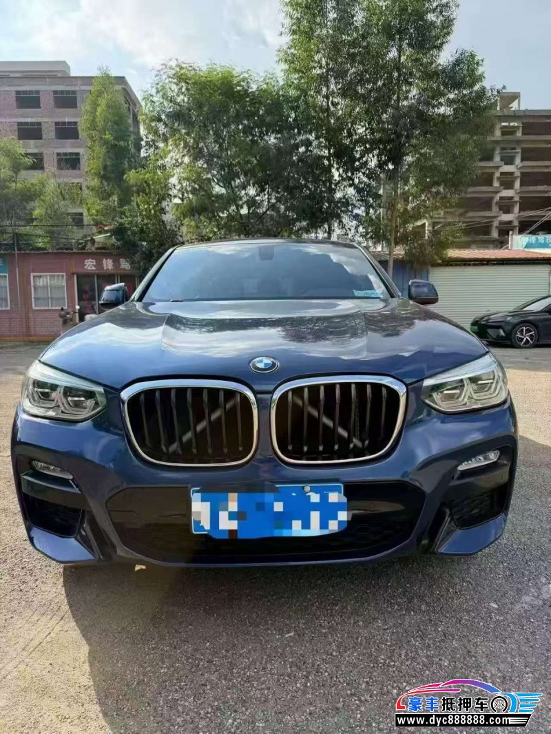 抵押车出售19年宝马X4轿车