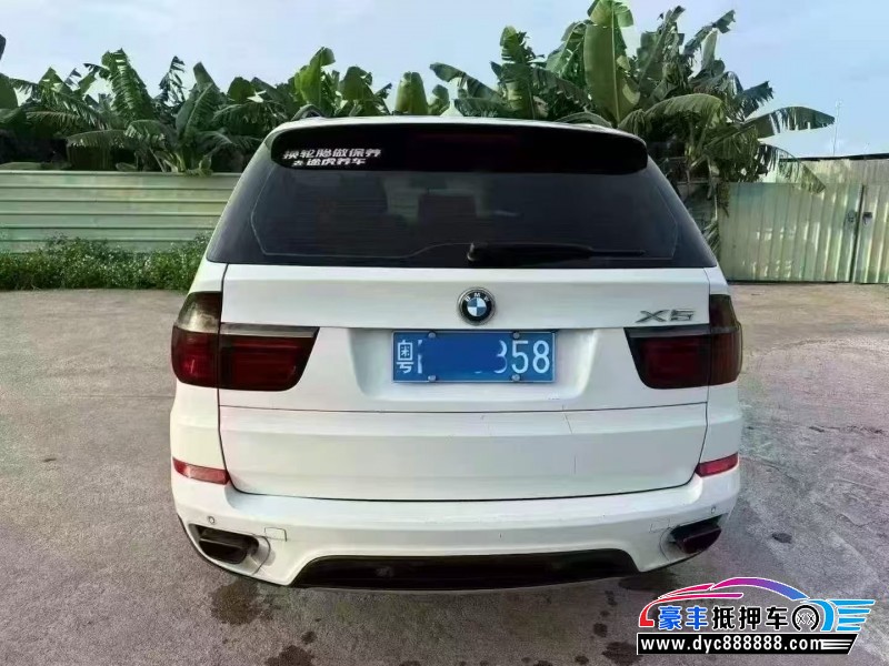 13年宝马X5轿车抵押车出售