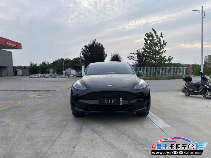 抵押车出售23年特斯拉Model Y轿车
