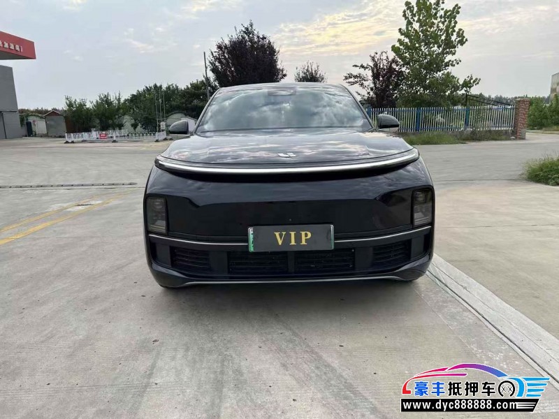 24年理想L8轿车抵押车出售