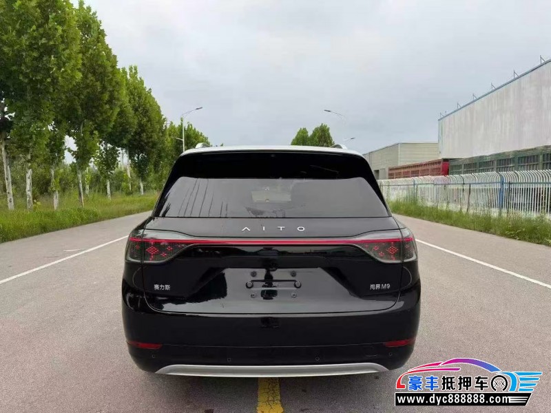 24年华为问界轿车抵押车出售