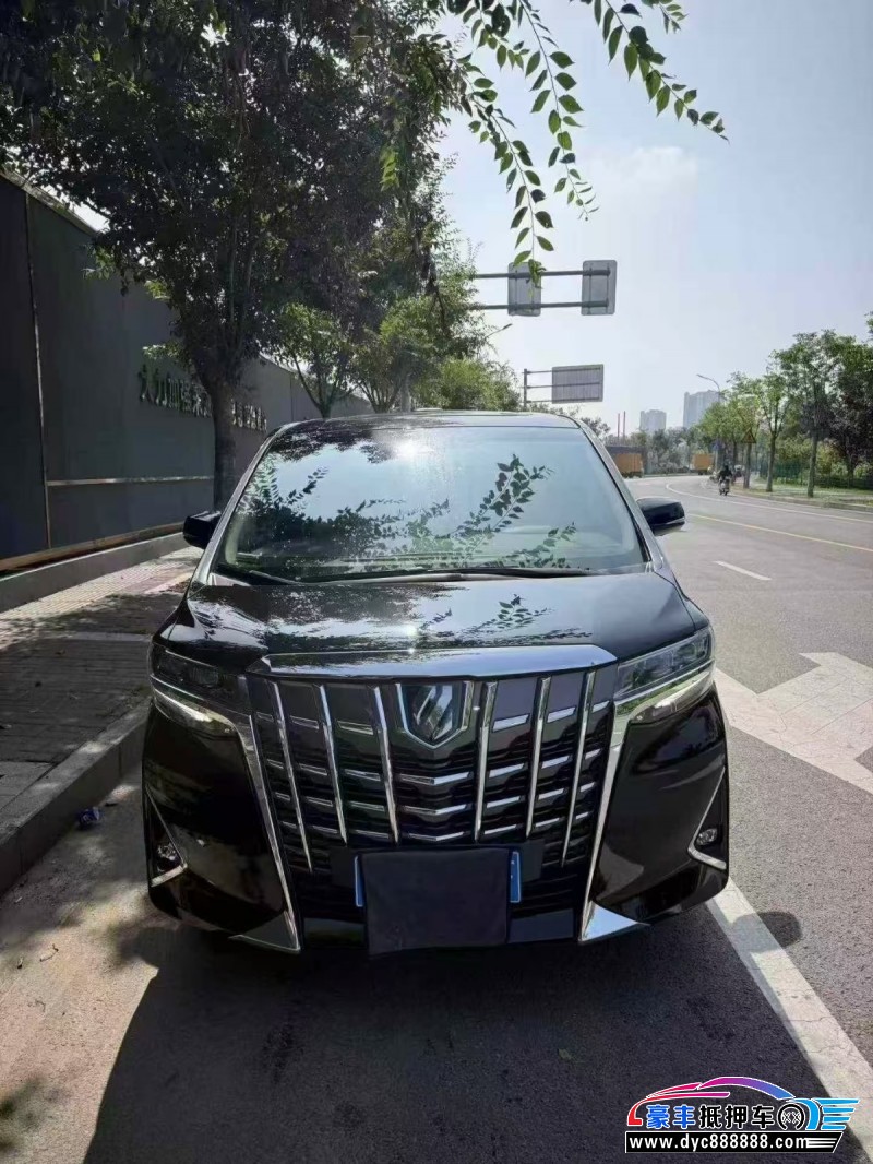 抵押车出售23年丰田埃尔法轿车