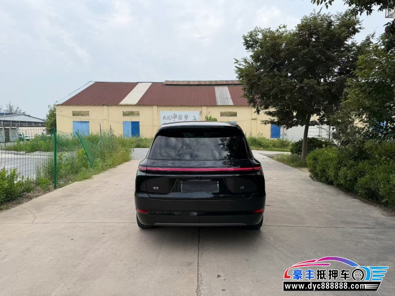 24年理想L9轿车抵押车出售